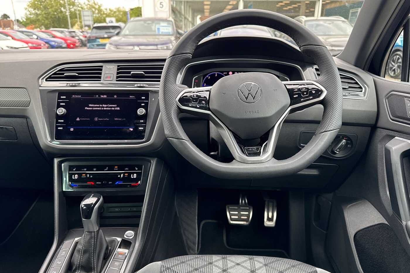 Volkswagen Tiguan R-Line 2.0 TDI 200PS 7-Speed DSG 4Motion 5 Door