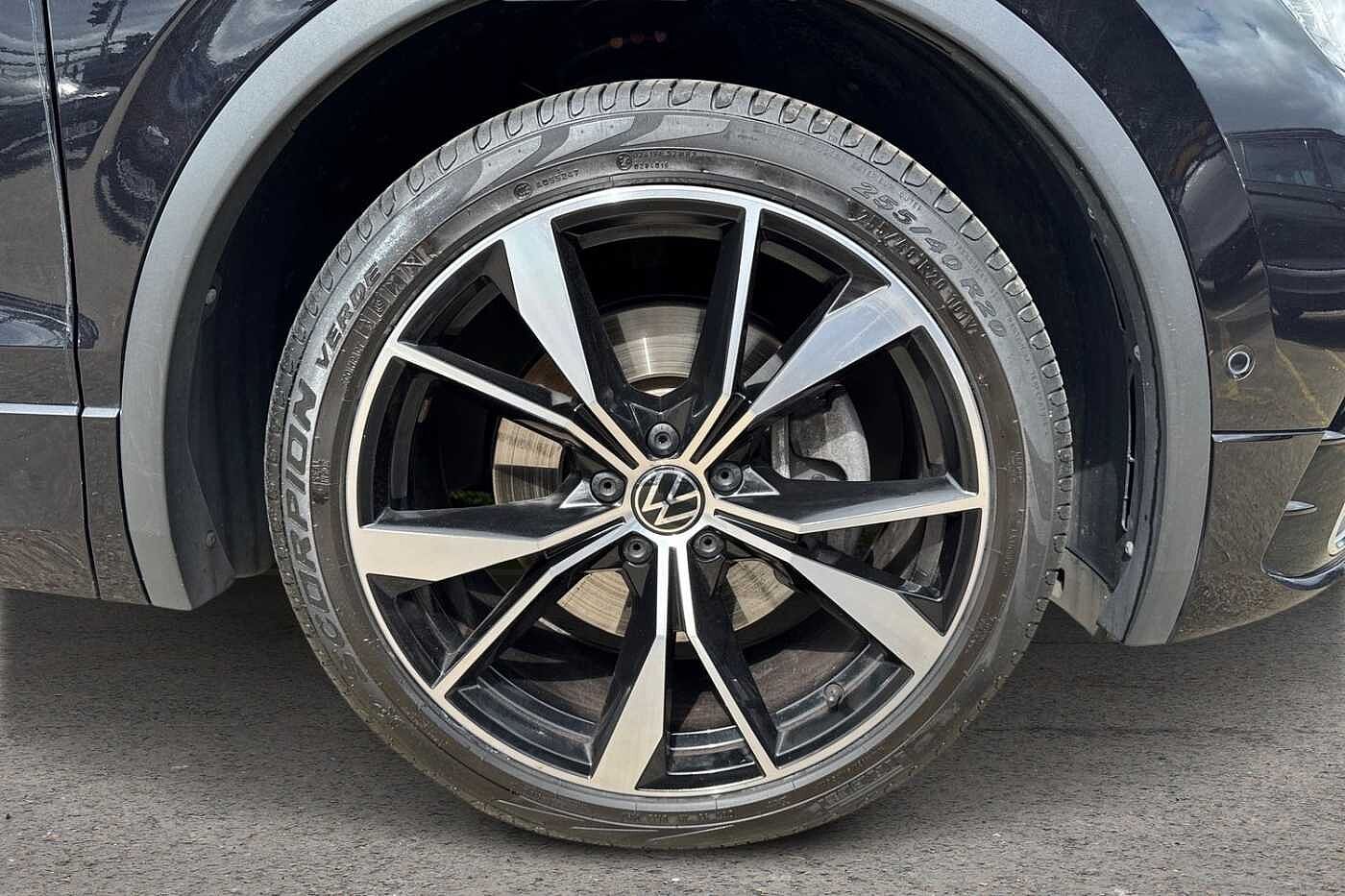 Volkswagen Tiguan R-Line 2.0 TDI 200PS 7-Speed DSG 4Motion 5 Door